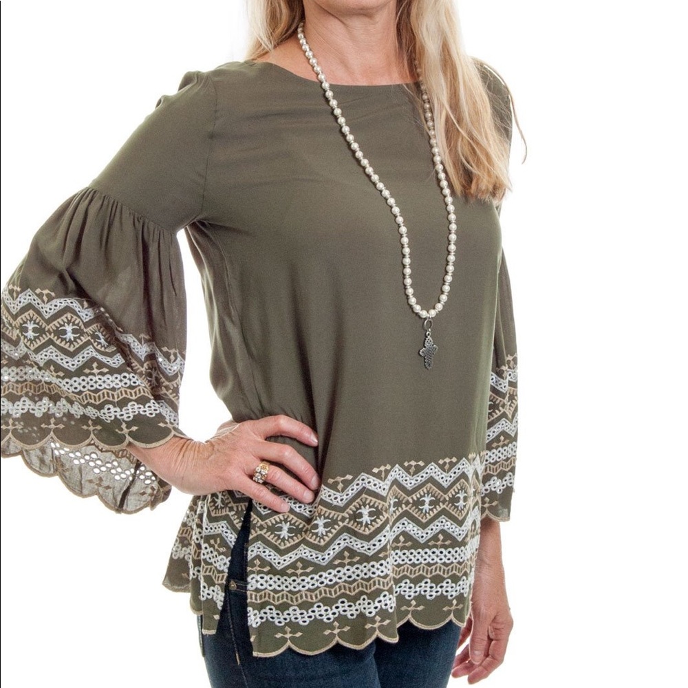 NWT Embroidered Bell Sleeve Blouse